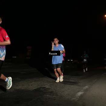 Runner Photo 4913235