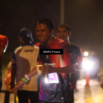 Runner Photo 4913245