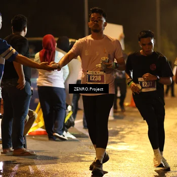 Runner Photo 4913343