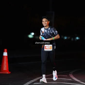 Runner Photo 4913516