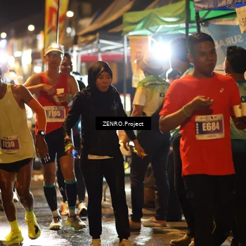 Runner Photo 4913670