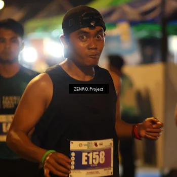 Runner Photo 4913710