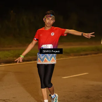 Runner Photo 4913730