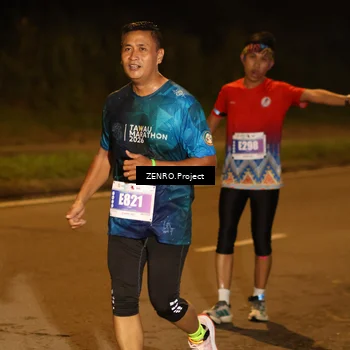 Runner Photo 4913806