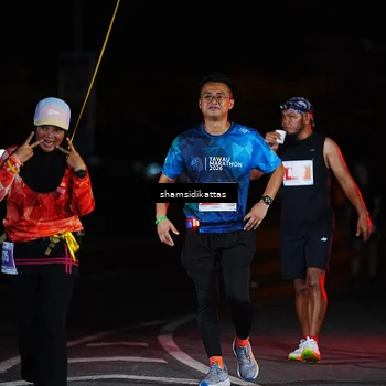Runner Photo 4913835