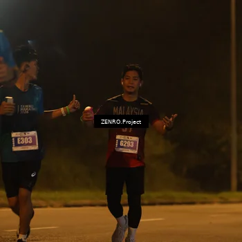 Runner Photo 4914141