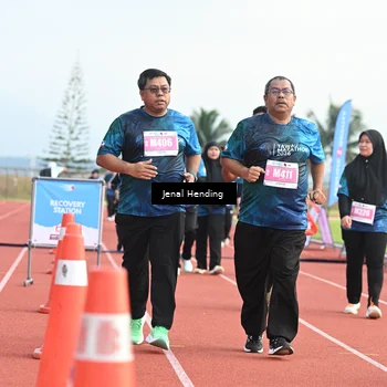 Runner Photo 4914876