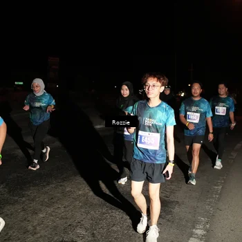 Runner Photo 4915064