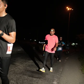 Runner Photo 4915163