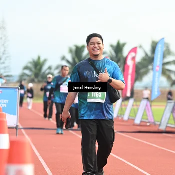 Runner Photo 4915254