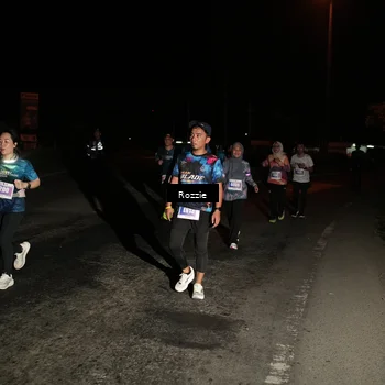 Runner Photo 4915273