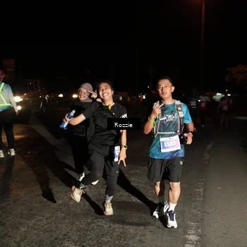 Runner Photo 4915435
