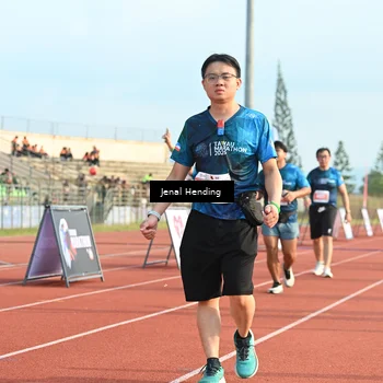 Runner Photo 4915486