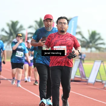 Runner Photo 4915658