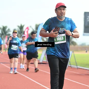 Runner Photo 4915665