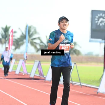 Runner Photo 4915713