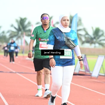 Runner Photo 4915730