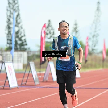 Runner Photo 4915735
