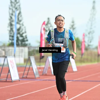 Runner Photo 4915749