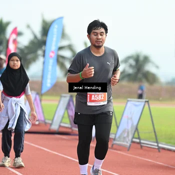 Runner Photo 4915771