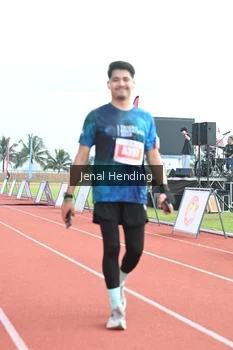 Runner Photo 4915996