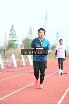 Runner Photo 4916005