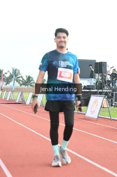 Runner Photo 4916007