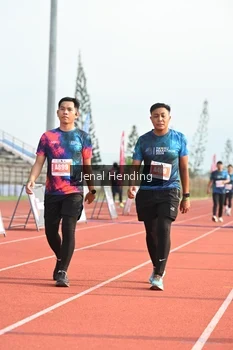 Runner Photo 4916030