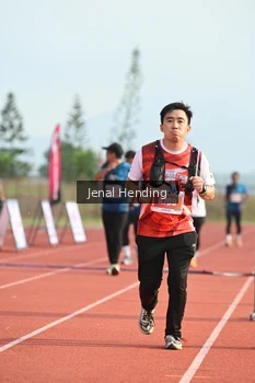 Runner Photo 4916033