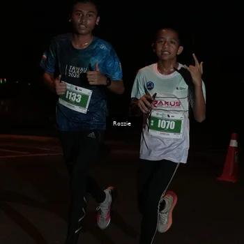 Runner Photo 4916116