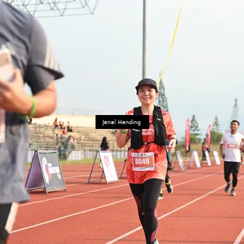 Runner Photo 4916321