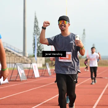 Runner Photo 4916335