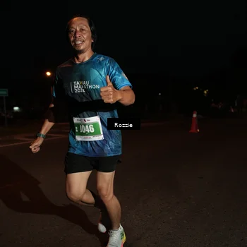 Runner Photo 4916368