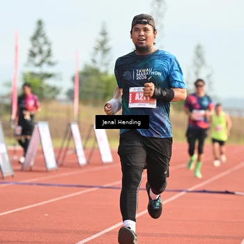 Runner Photo 4916477