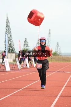 Runner Photo 4916530