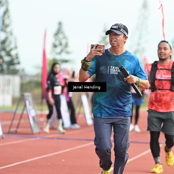 Runner Photo 4916597