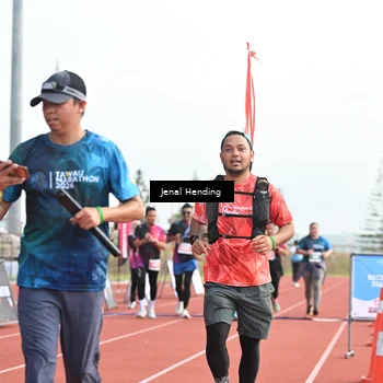 Runner Photo 4916599