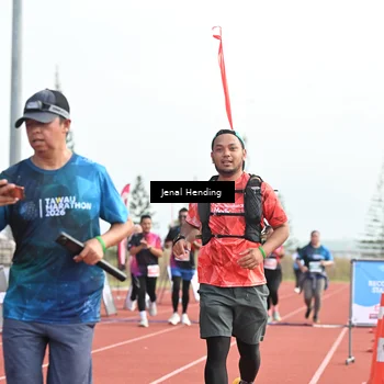 Runner Photo 4916600