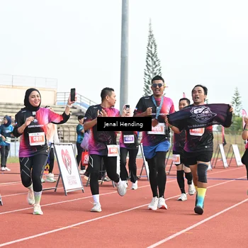 Runner Photo 4916611