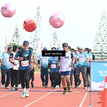 Runner Photo 4916629