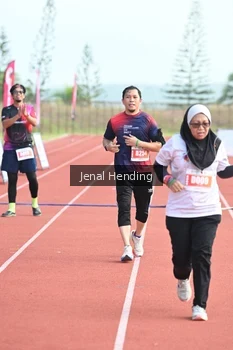 Runner Photo 4916676