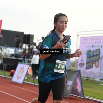 Runner Photo 4916735