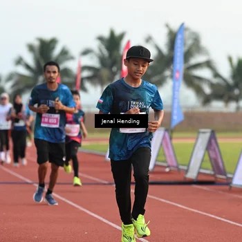 Runner Photo 4916741