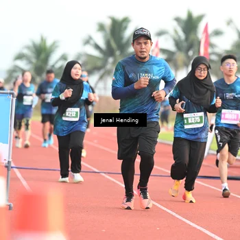 Runner Photo 4916870