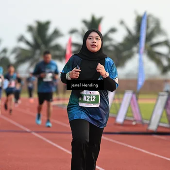 Runner Photo 4916875