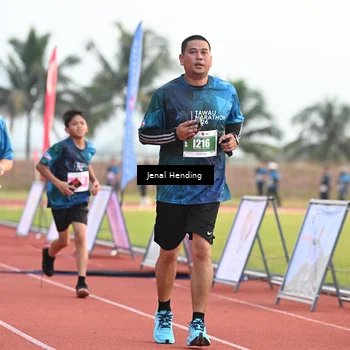 Runner Photo 4916892