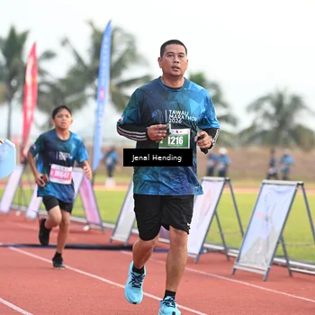 Runner Photo 4916893