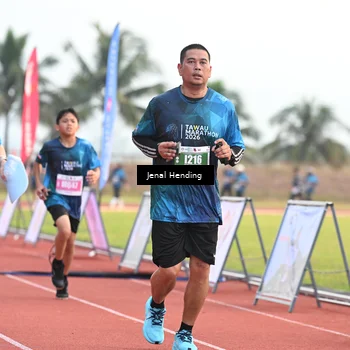 Runner Photo 4916894