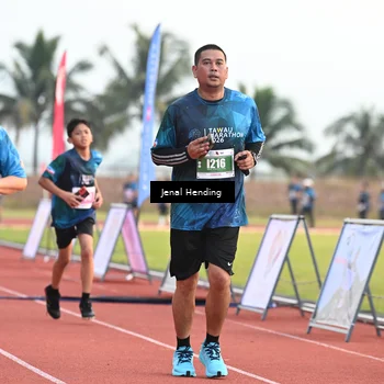 Runner Photo 4916895