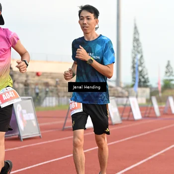 Runner Photo 4916981